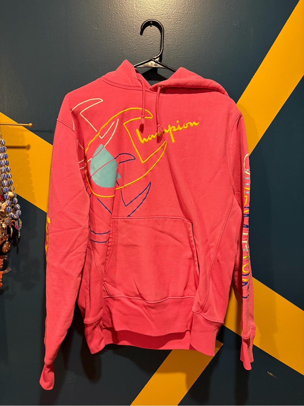 Champion Hot Pink Embroidered & Graphic Heavyweight Sweatshirt GUC